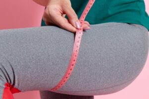 Wie Kann Man An Den Oberschenkeln Abnehmen? Effektive Tipps gegen Fett an den Oberschenkeln
